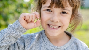 A-qué-edad-se-caen-los-dientes-de-leche